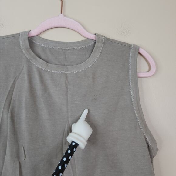 SKIMS SAMPLES Outdoor Tank and Leggings Desert Size 2X - Picture 3 of 12